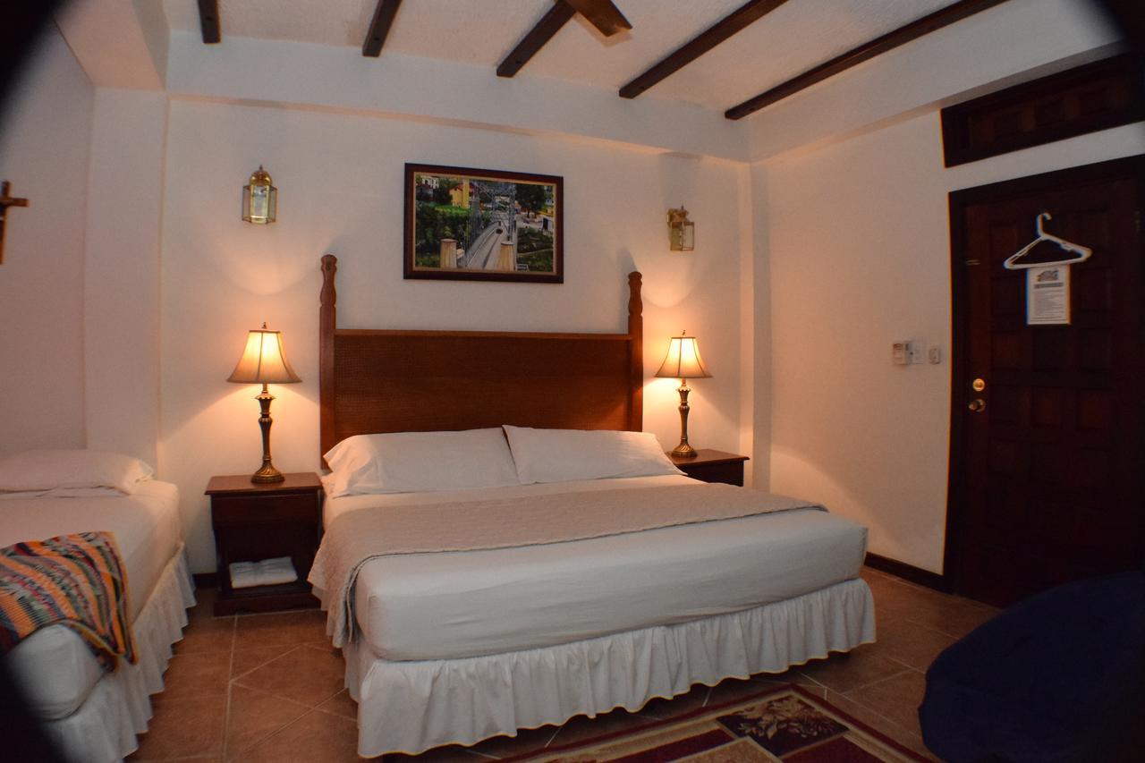 Martha'S Guesthouse San Ignacio Cameră foto