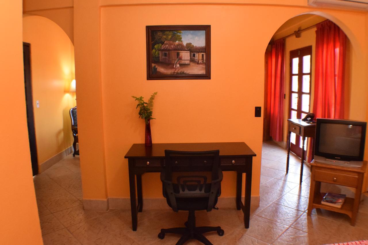 Martha'S Guesthouse San Ignacio Cameră foto